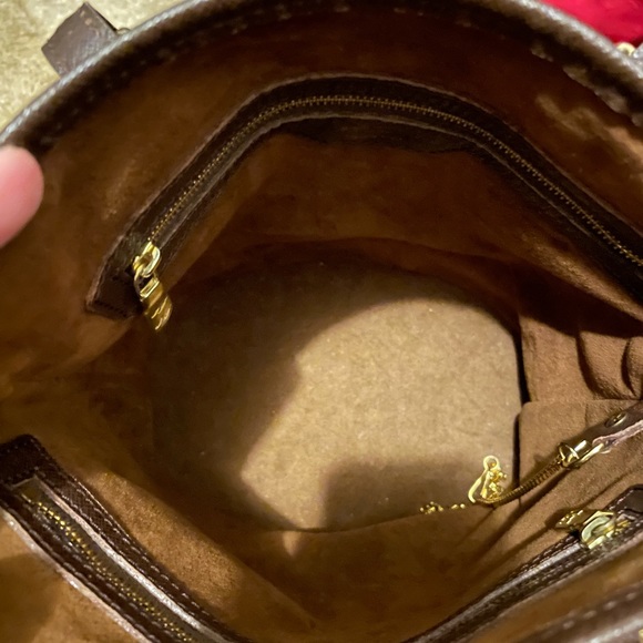 Louis Vuitton bucket bag - Picture 5 of 11